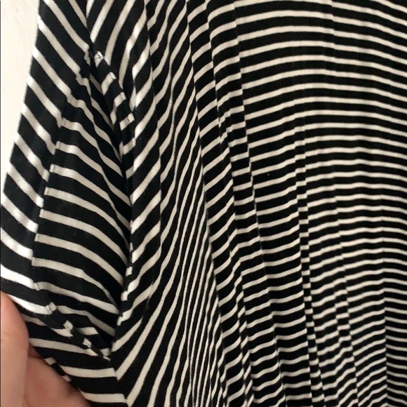 Striped Dress WITH POCKETS - Picture 3 of 3